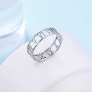 Creative new Roman numerals hollow titanium steel ring